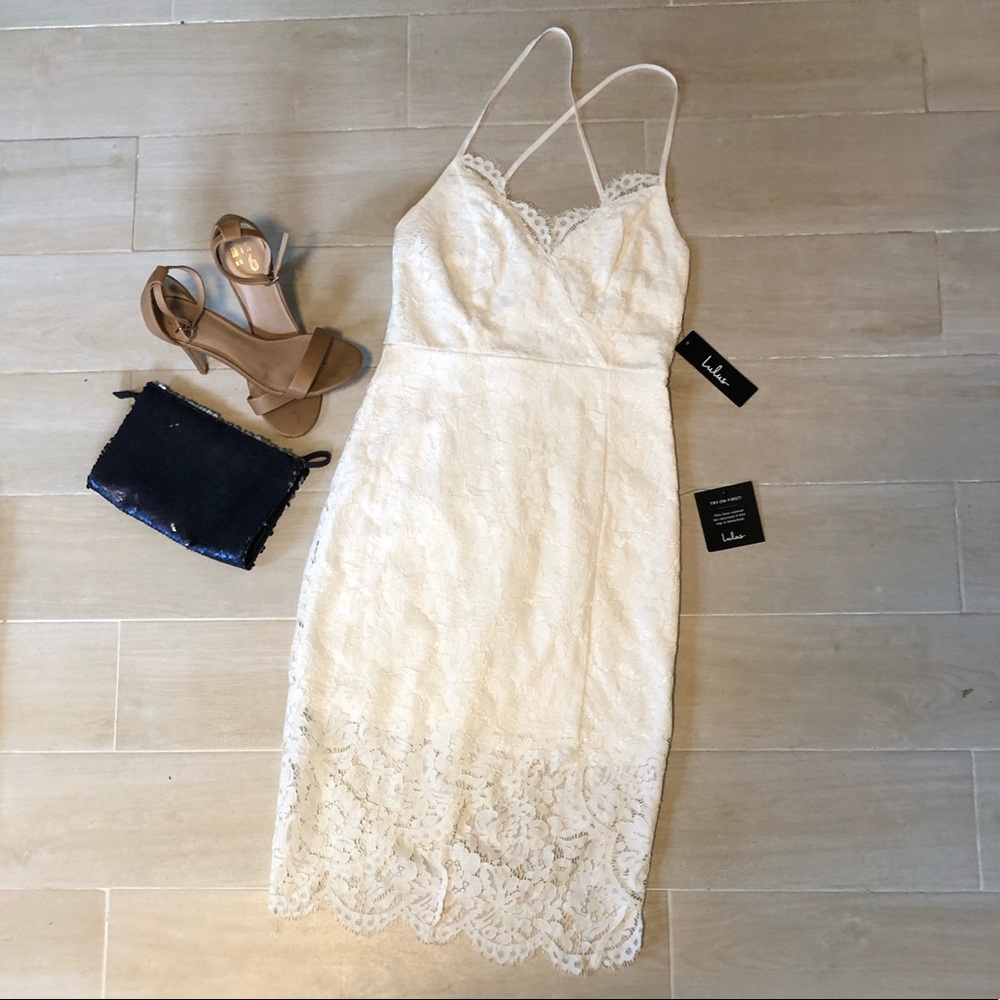 Lulu’s White Lace Bodycon Dress